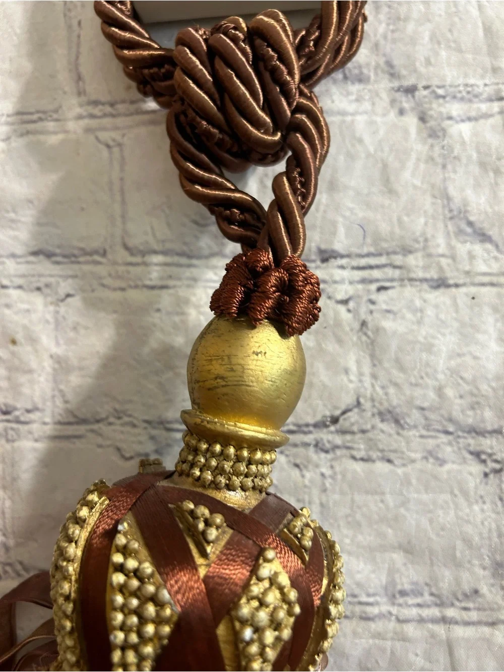 TRIMLAND CAVALIER TASSEL TIE BACK COPPER GOLD BROWN BRAIDED CORD (1) ELEGANT